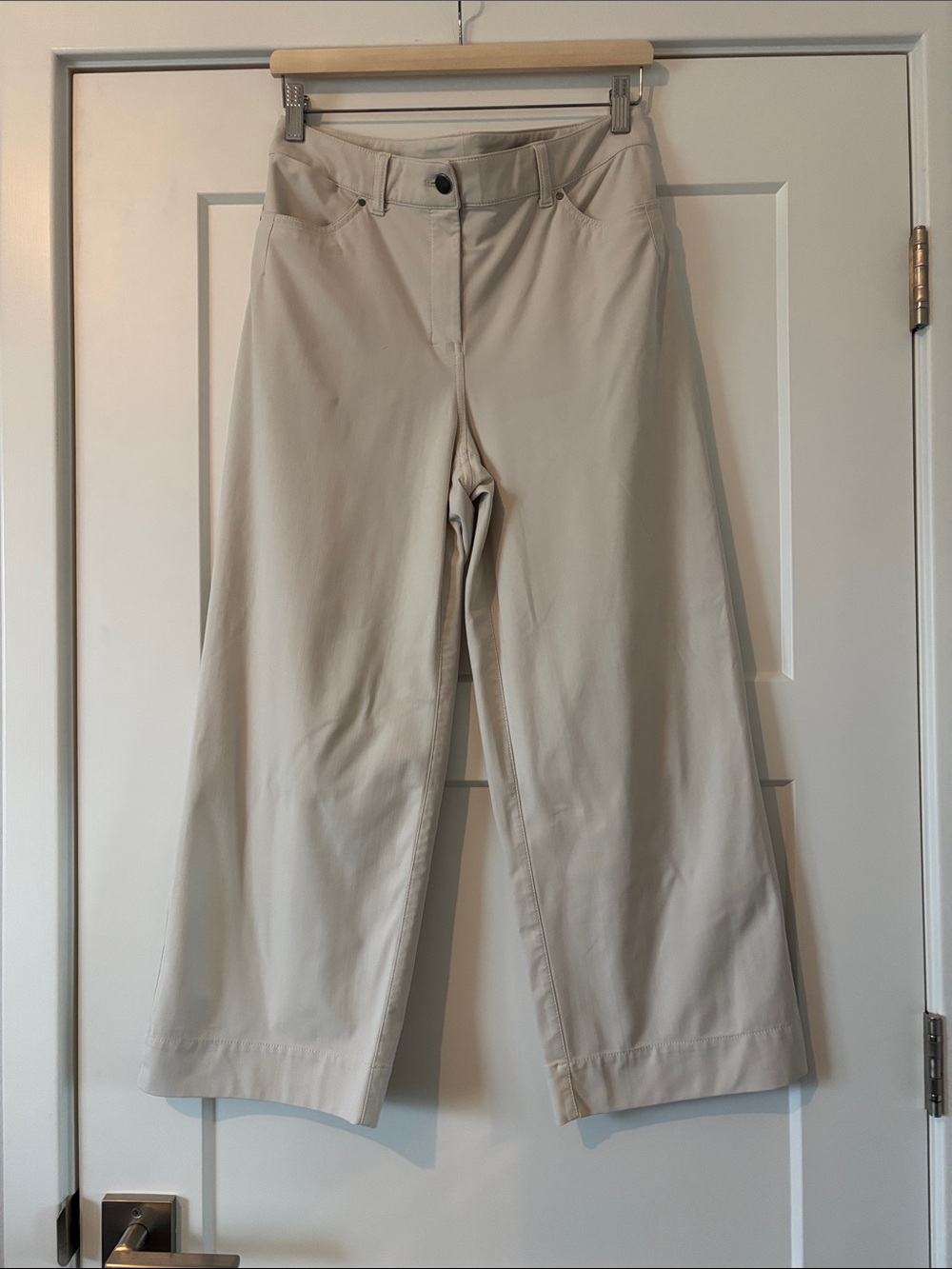 lululemon athletica Women's High-Rise Cream Pants size 6-8